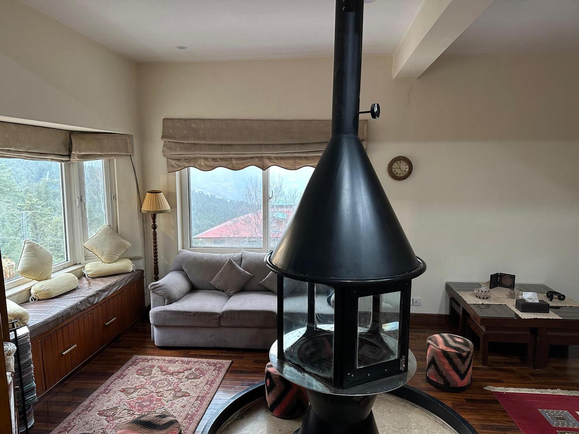 Sarah'S Lodge Murree Εξωτερικό φωτογραφία