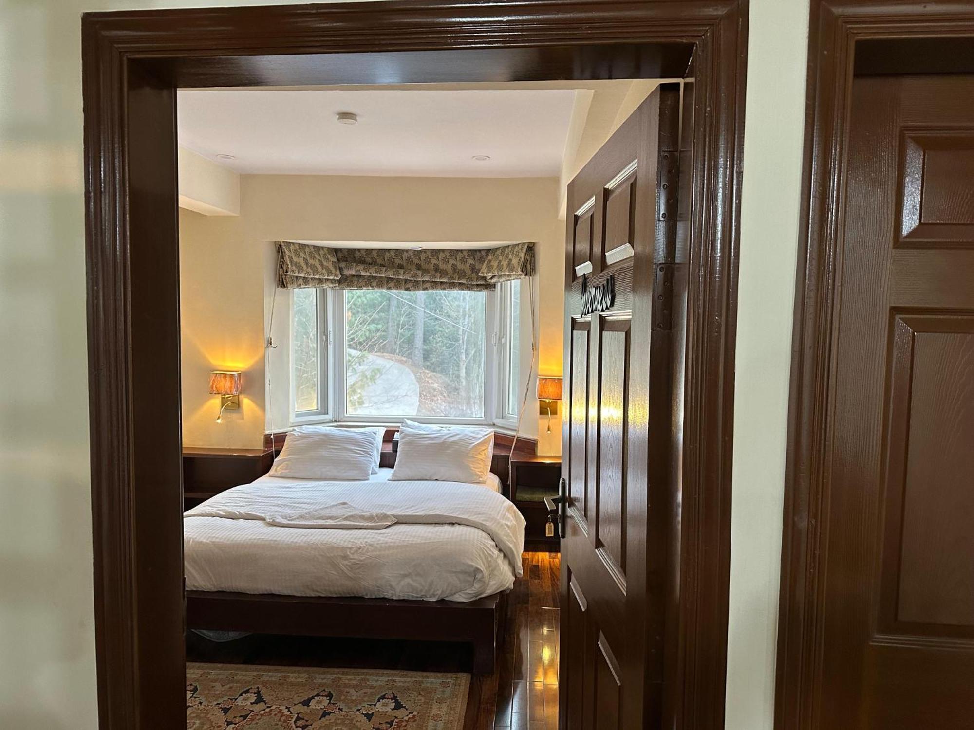 Sarah'S Lodge Murree Εξωτερικό φωτογραφία
