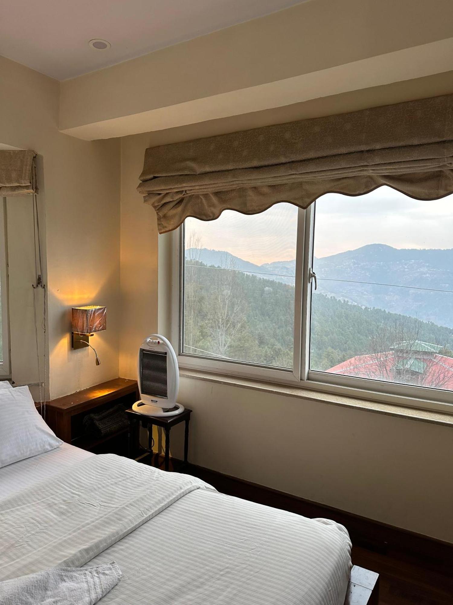 Sarah'S Lodge Murree Εξωτερικό φωτογραφία