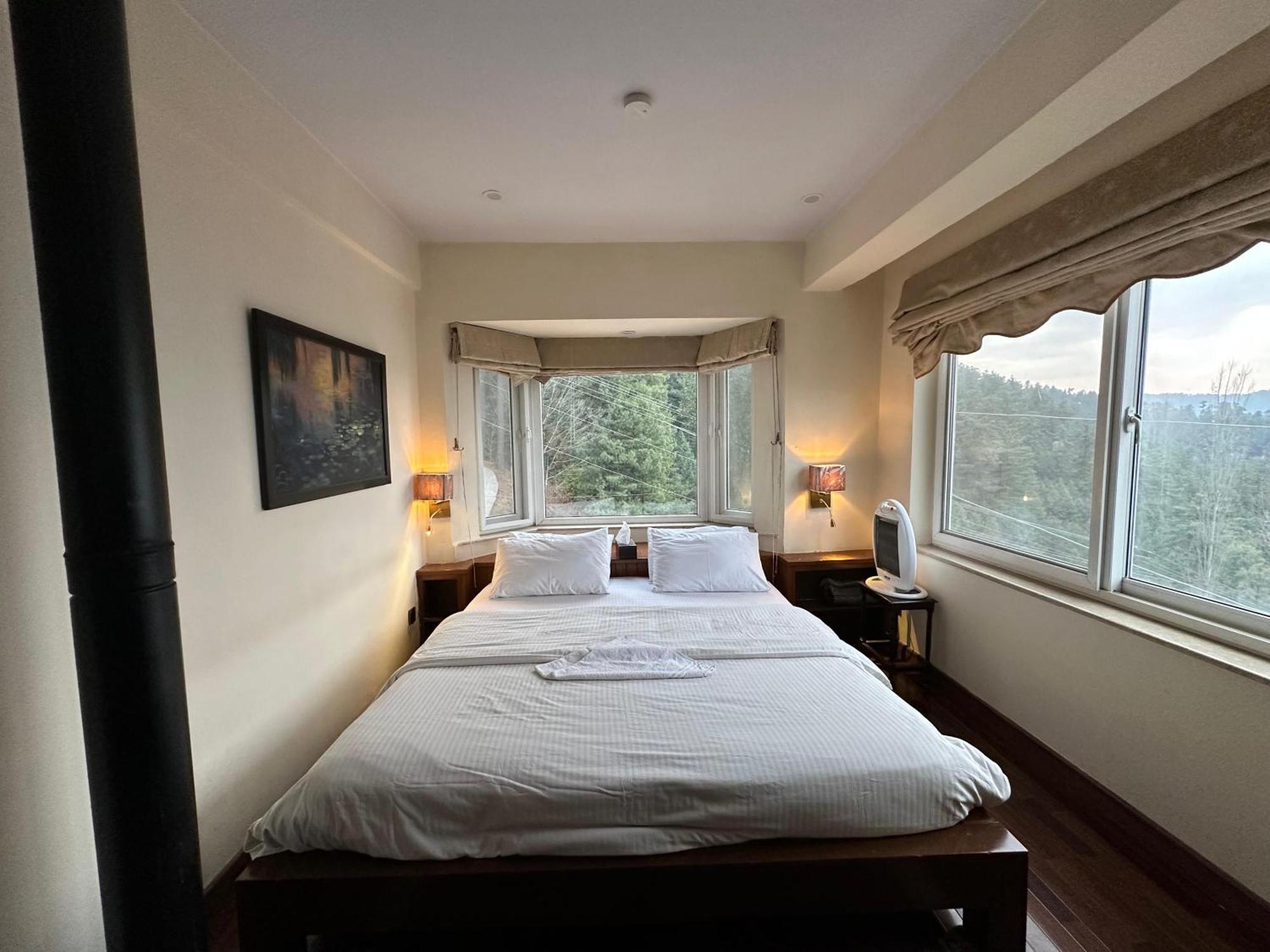 Sarah'S Lodge Murree Εξωτερικό φωτογραφία